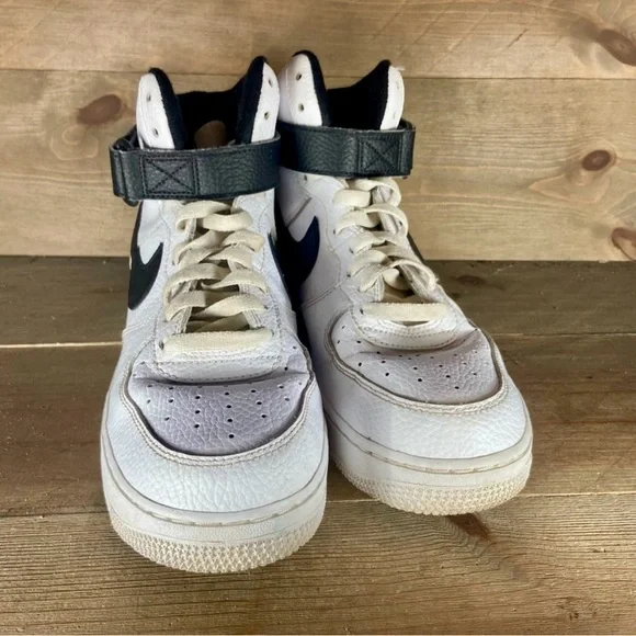 Nike Air Force one Mens size 8 shoes white leather hightop sneakers🖤🖤 - Picture 4 of 7